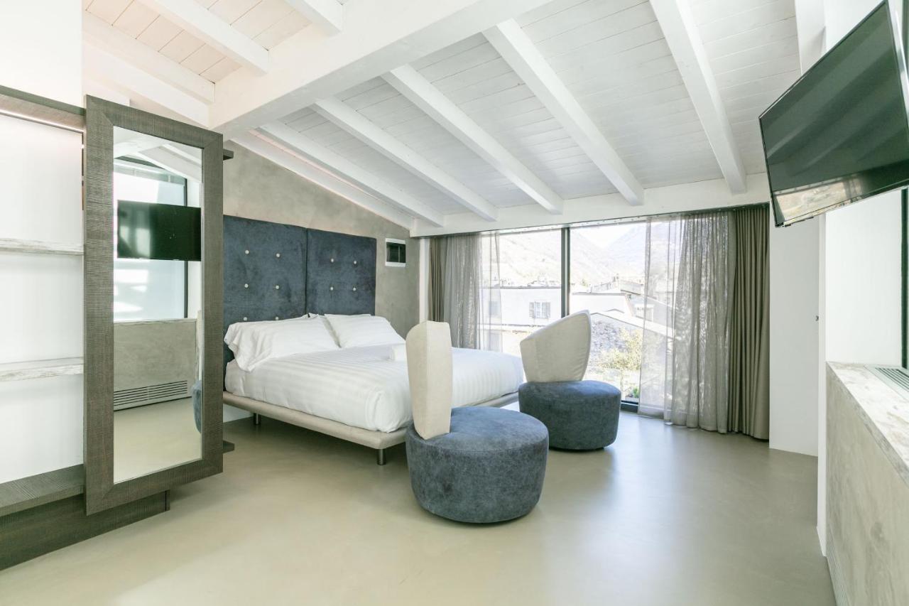 Domus Cavour Rooms&Suites Тирано Экстерьер фото