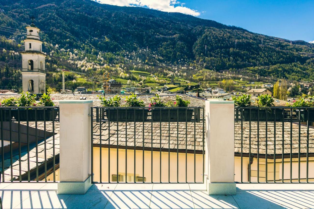 Domus Cavour Rooms&Suites Тирано Экстерьер фото