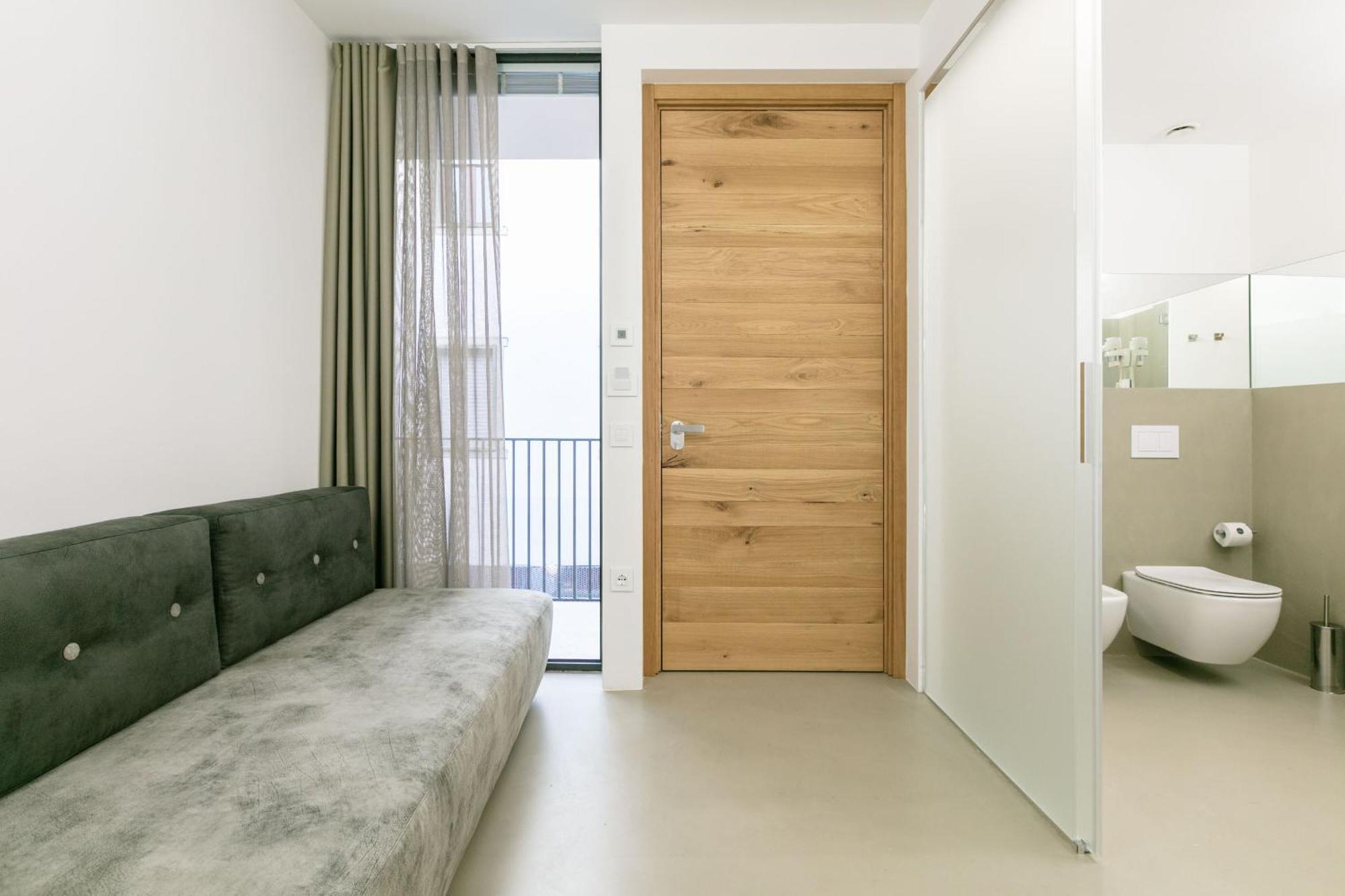 Domus Cavour Rooms&Suites Тирано Номер фото